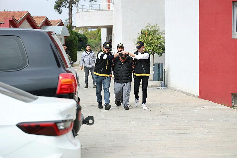 chpli-adana-buyuksehir-belediye-baskanligi-ozel-kalem-mudurlugu-personeli-samet-guduku-olduren-mikail-guvenir-1707835637771.jpeg CHP'li Adana Büyükşehir Belediye Başkanlığı özel kalem müdürlüğü personeli Samet Güdük'ü öldüren Mikail Güvenir tutuklandı-6