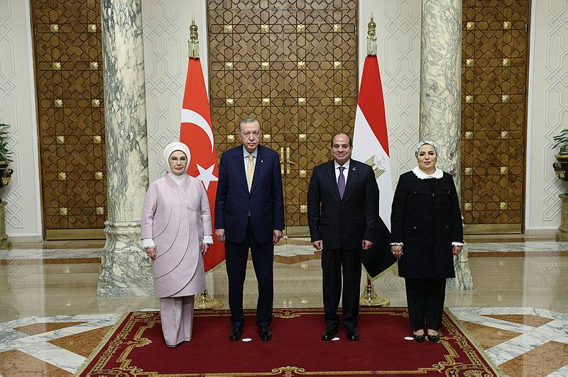 Başkan Erdoğan ve eşi Emine Erdoğan Kahire'yi ziyaret etti
