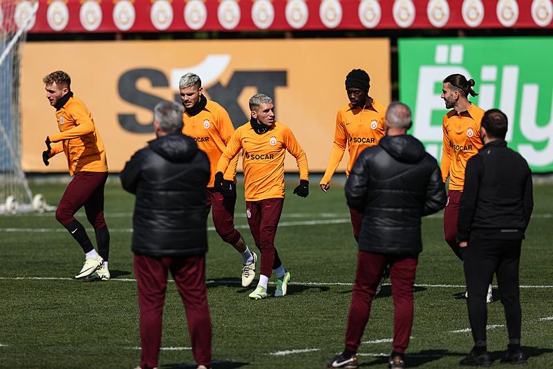 Galatasaray Prag'a 4 eksikle gidiyor