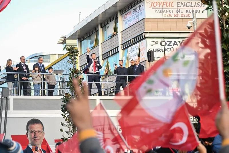 İmamoğlu'nun mitinginde DEM Parti bayrakları açıldı