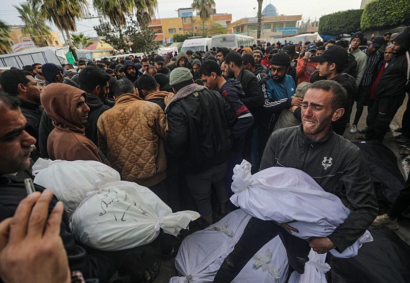 Son dakika: Filistin başbakanı Muhammed Iştiyye Mahmud Abbas'a istifasını sundu-1