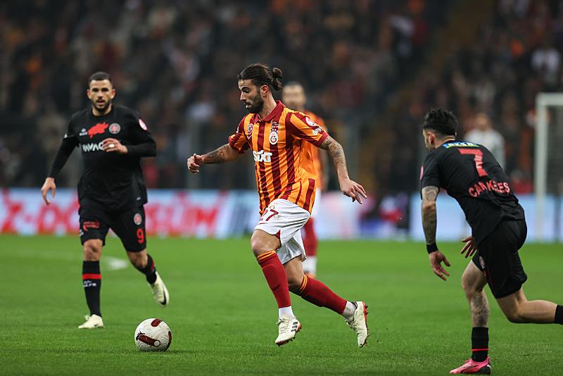 1709460778176.jpeg Galatasaray'da Beşiktaş maçı öncesi şok! Kadroya alınmadı-4