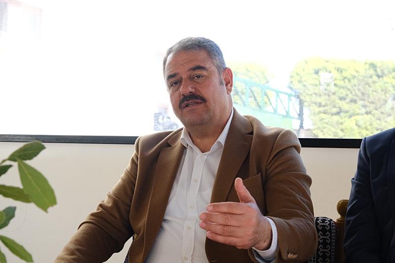 ak-parti-diyarbakir-buyuksehir-belediye-baskan-adayi-mehmet-halis-bilden-duyurdu-engellilere-yonelik-3-proje-1709464698604.jpeg AK Parti Diyarbakır Büyükşehir Belediye Başkan adayı Mehmet Halis Bilden'den engellilere yönelik 3 proje: "Şehri engelsiz hale getireceğim"-4