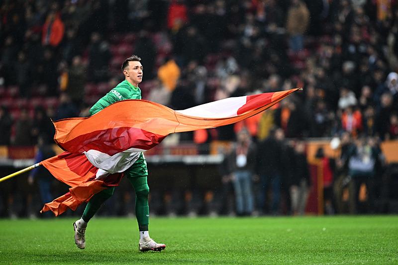 Ailesinden şoke eden hamle! Galatasaray'da Fernando Muslera gerçeği-7