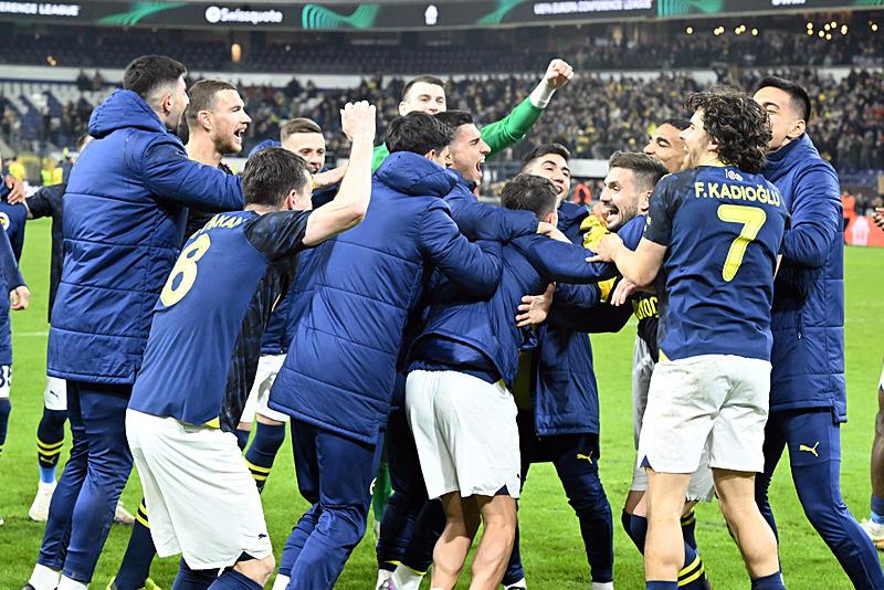 1710400735615.jpeg Kadıköy'de tur gecesi! İsmail Kartal ilk 11'ini belirledi-5