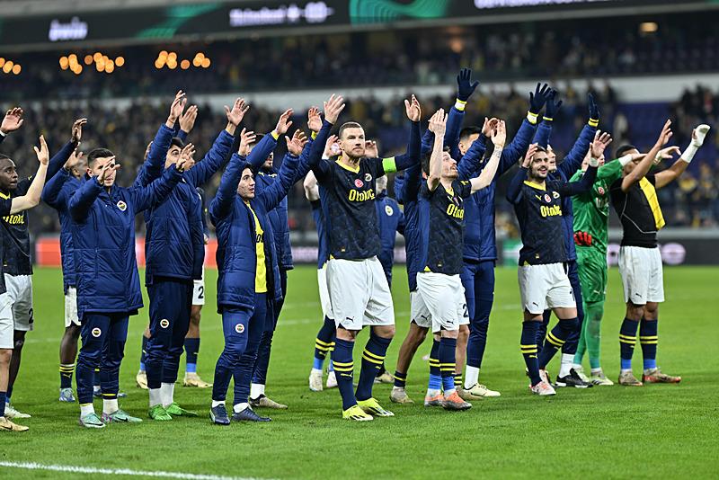 1710400744685.jpeg Kadıköy'de tur gecesi! İsmail Kartal ilk 11'ini belirledi-6