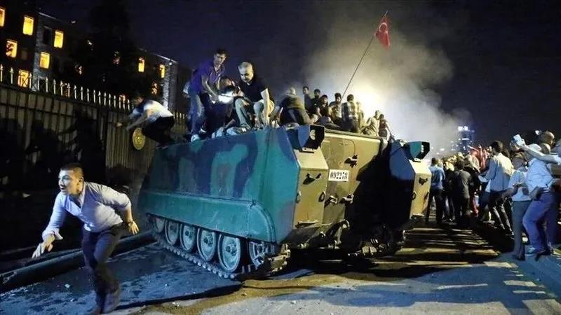 15 Temmuz'a rezil sözlerle dil uzatan Özgür Özel'e şehit yakınlarından tepki: Terör seviciliğini ortaya koydu-3