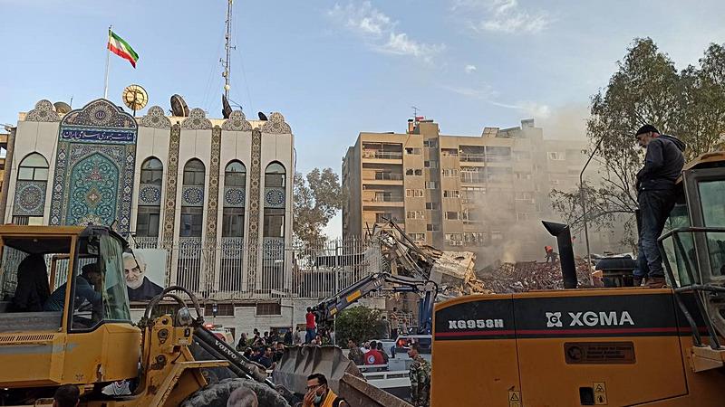 İsrail Şam'da İran'ın Büyükelçiliğini vurdu