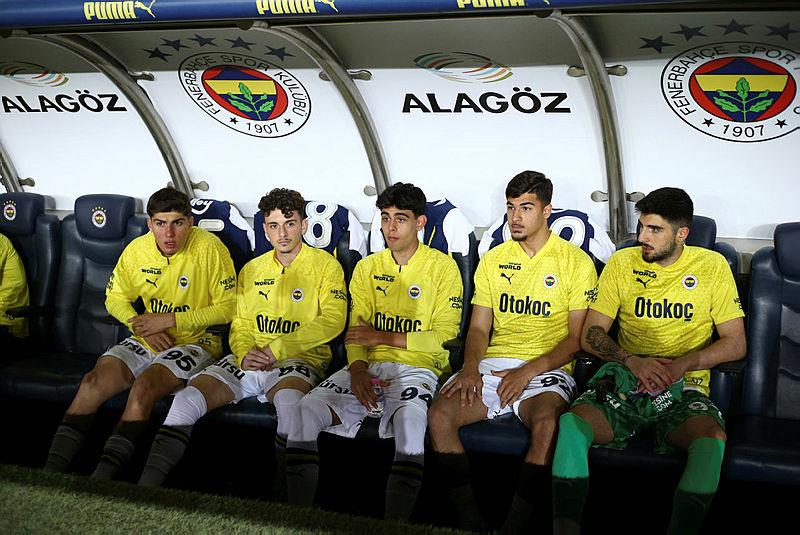 Fenerbahçe U-19 oyuncuları