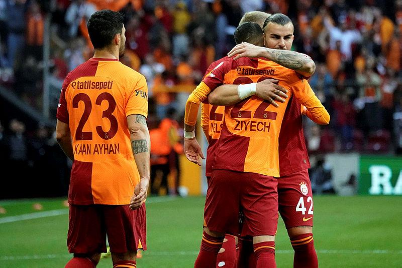 Şampiyonluk 'altı'n tepside! Galatasaray Sivas'ı rahat geçti-5