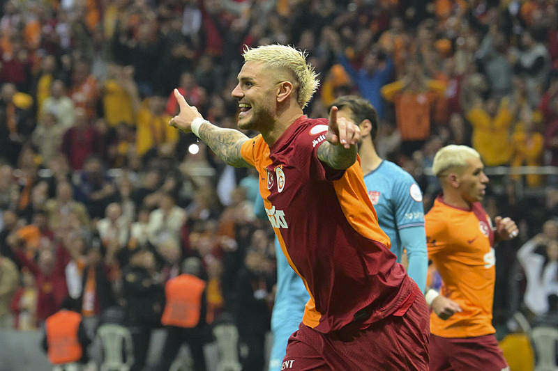 Mauro Icardi bu sezon Galatasaray formasıyla 23 gol attı