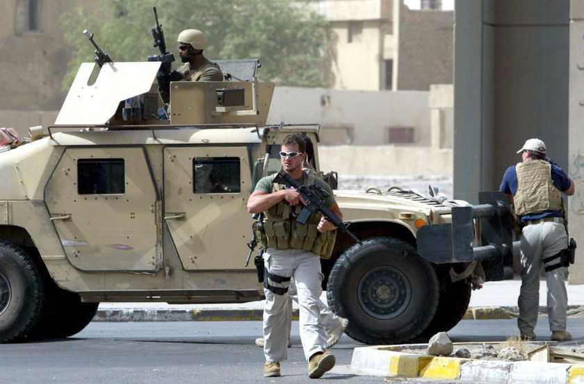 Irak'ta ABD için çalışan Blackwater askerleri...