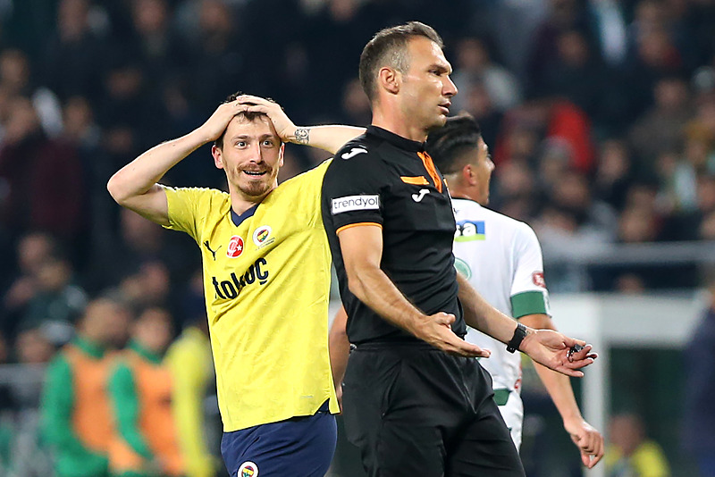 Fenerbahçe'den beklenmedik Mert Hakan Yandaş kararı! Yeni sezonun yıldızı olması beklenirken yaşananlar şoke etti-2