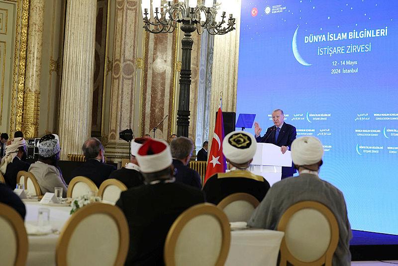 Başkan Recep Tayyip Erdoğan, Dünya İslam Bilginleri Zirvesi'nde önemli açıklamalarda bulundu-7