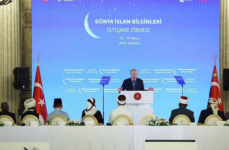 Başkan Recep Tayyip Erdoğan, Dünya İslam Bilginleri Zirvesi'nde önemli açıklamalarda bulundu-9