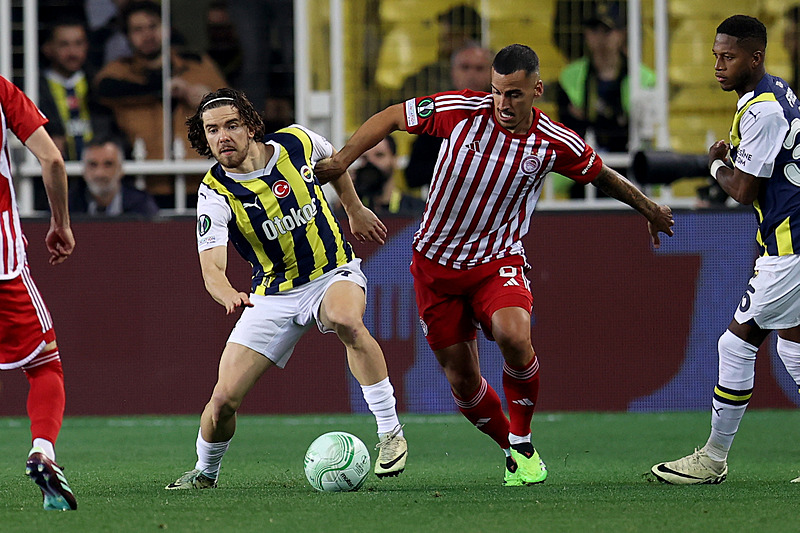 Ferdi Kadıoğlu'nun transfer olacağı takım herkesi şoke edecek! Bakın nereye imza atıyor-9