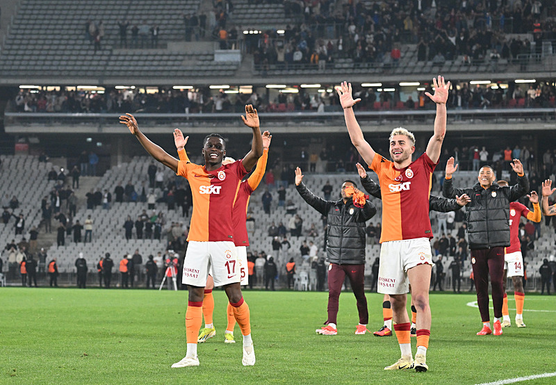 Galatasaray Fenerbahçe'nin eski yıldızına imzayı attırıyor! Bu transfer Süper Lig'i sallar-6