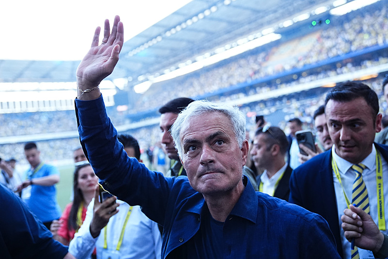 Jose Mourinho'nun maaşı ne kadar? Fenerbahçe'den alacağı ücret belli oldu! Mourinho'nun yardımcıları ne kadar kazanacak?-7