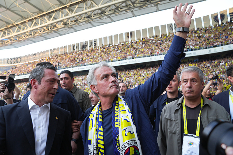 ÖZEL | Jose Mourinho'nun imza töreninde neler yaşandı neler!-7