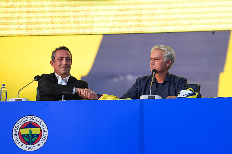 ÖZEL | Jose Mourinho'nun imza töreninde neler yaşandı neler!-6