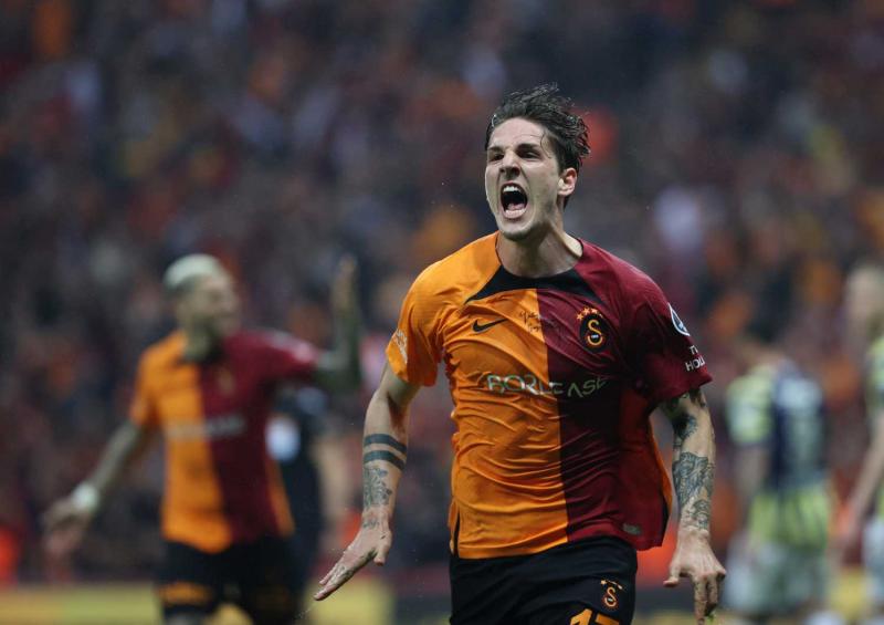 nicolo-zaniolo-icin-gelen-teklif-herkesi-soke-etti-oysa-her-sey-cok-guzel-baslamisti-1717691022496.jpg Galatasaray'ın yıldızı Nicolo Zaniolo'dan büyük şok! Gelen teklifler kulübü şaşırttı... Takımda mı kalacak?-7