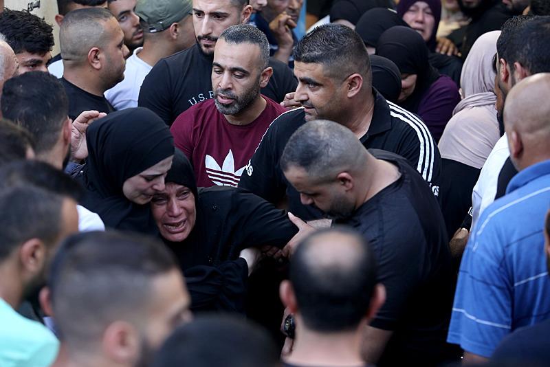 Batı Şeria’da tutuklama kampanyası! İsrail askerlerinden baskın: 30 Filistinli daha gözaltında-1