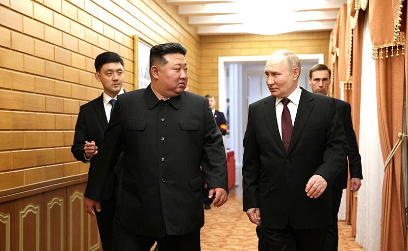 Kuzey Kore lideri Kim Jong Un ve Rusya Devlet Başkanı Vladimir Putin