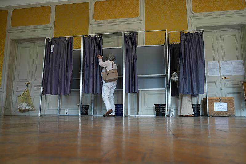 Fransa'da aşırı sağın zaferine sol darbesi! Erken genel seçimde büyük sürpriz! Macron'dan Başbakan Gabriel Attal'ın istifa talebine ret-9