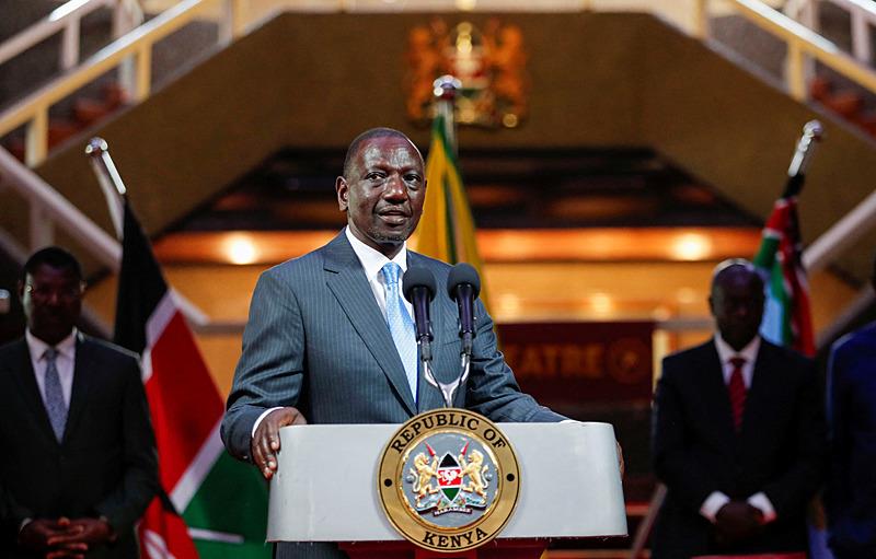 Kenya hükümetinde şok etkisi! Devlet Başkanı William Ruto kabineyi feshetti