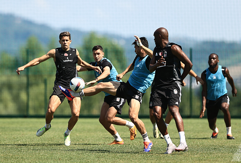 Galatasaray'ın istediği genç yıldızı Beşiktaş kapıyor! Kulübüyle anlaşma neredeyse tamam...-4