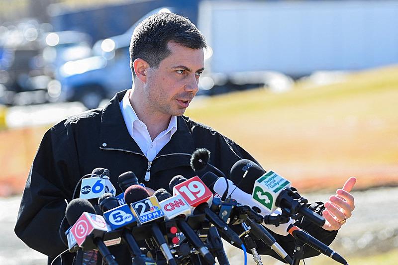 PETE BUTTIGIEG