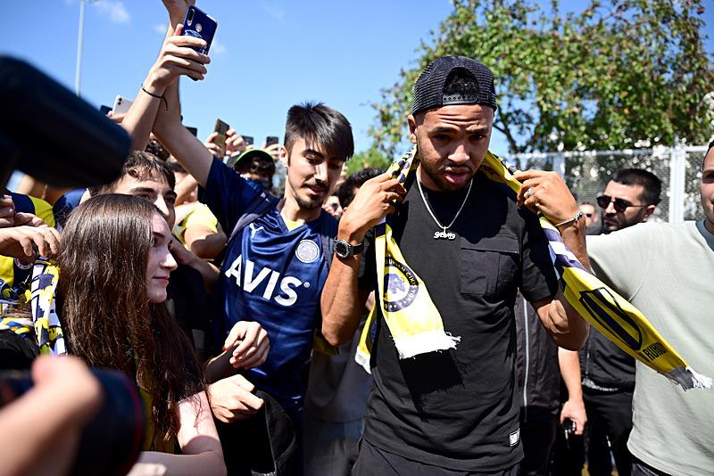 En Nesyri için ödenen bonservis bedeli Süper Lig rekoru oldu.