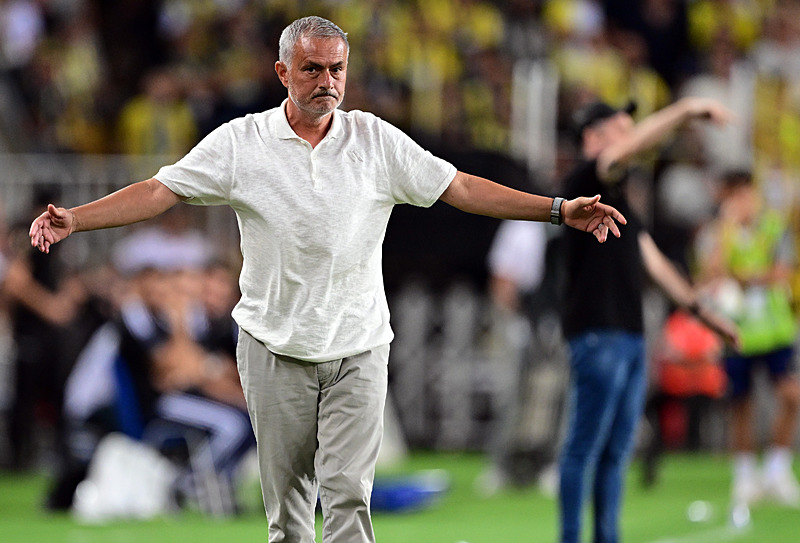 Jose Mourinho maç boyunca büyük heyecan yaşadı