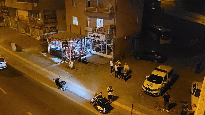 Zonguldak’ın Ereğli ilçesinde Oğuz Ş. birlikte yaşadığı ablası, eniştesi ve yeğenlerini bıçaklayarak yaraladı 