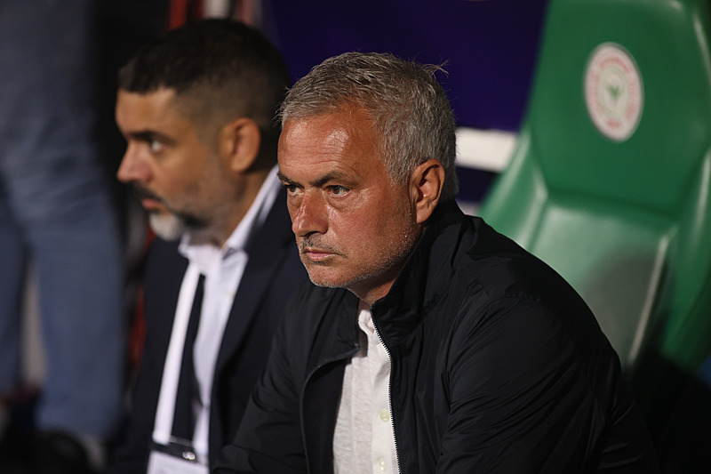 jose-mourinhodan-hakem-tepkisi-cok-kotu-bir-hakem-ve-var-performansina-karsi-oynadik-1724620162010.jpeg Jose Mourinho