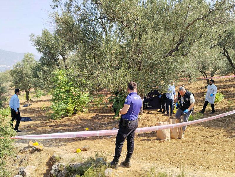 Vesim Şimşek'in öldürdüğü çocuklarının cansız bedeni zeytinlikte bulundu.