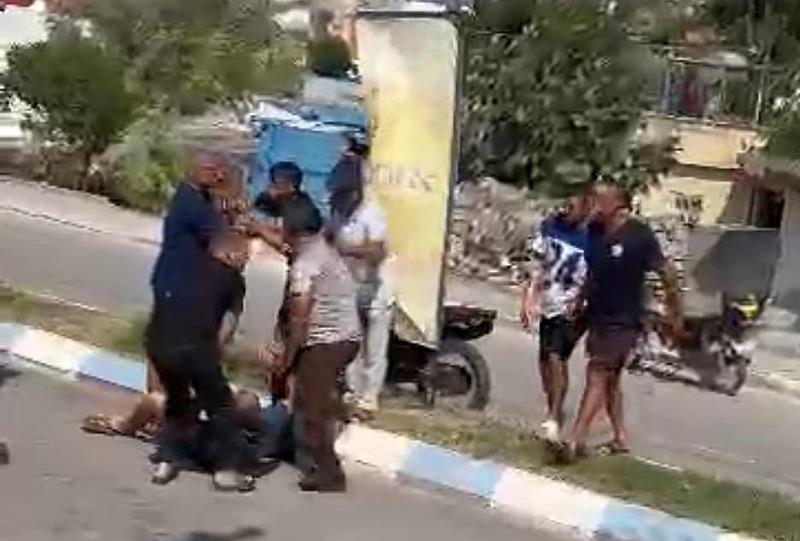 adanada-dehset-murat-durust-esi-ayse-durustu-parke-tasiyla-katletti-1725004265452.jpeg Adana'da dehşet: Murat Dürüst eşi Ayşe Dürüst'ü parke taşıyla katletti!-4