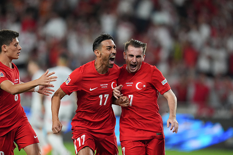 Kerem Aktürkoğlu Benfica'ya imza attı