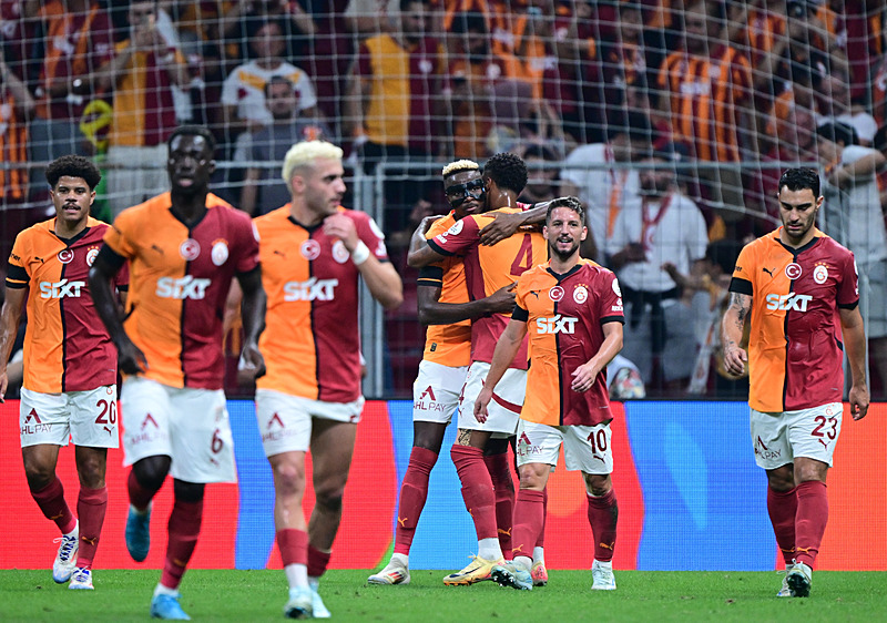 Galatasaray 4'te 4 yaptı