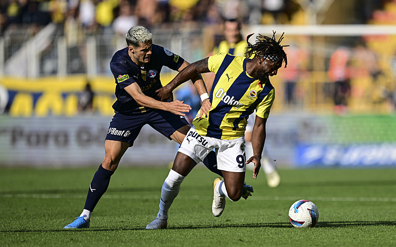 Allan Saint-Maximin performansıyla tam not aldı