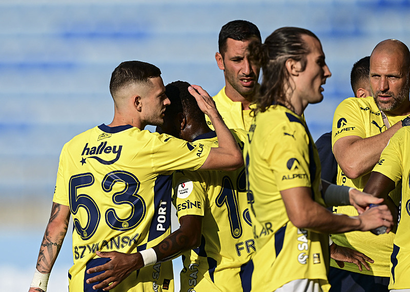 Fenerbahçe Galatasaray derbisi öncesi maç oynamayacak