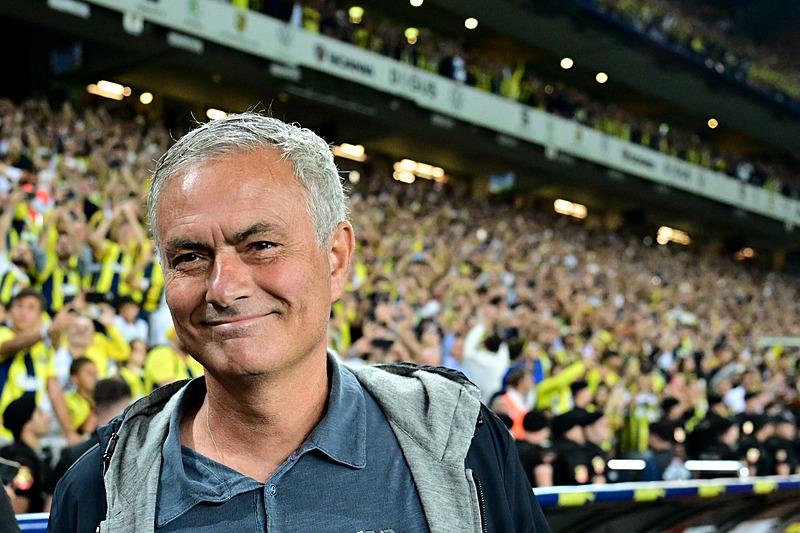 Fenerbahçe Teknik Direktörü Jose Mourinho ( Fotoğraf: Anadolu Ajansı)