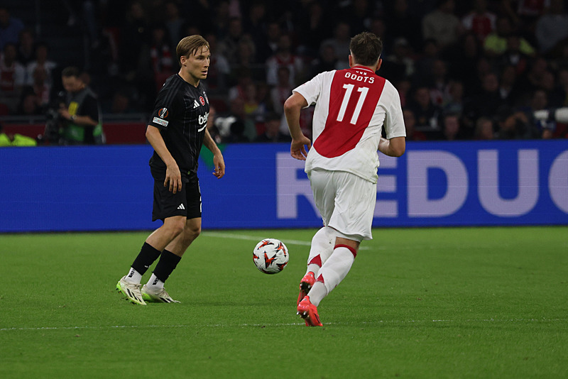 Beşiktaş Hollanda'da istediği oyunu ortaya koyamadı. [Anadolu Ajansı]