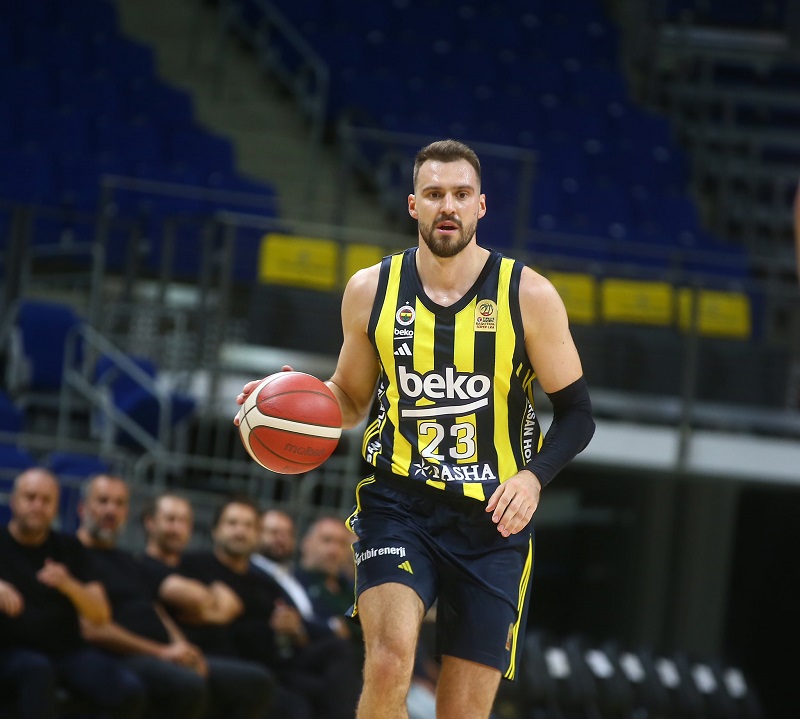 Fenerbahçe Beko son olarak Bursa Basketbol'u 107-66 yenmişti. [Fenerbahçe Beko X Hesabı]