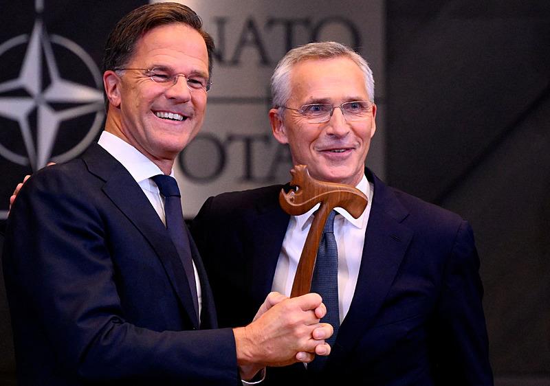 Mark Rutte, NATO Genel Sekreterliği koltuğunu Jens Stoltenberg'den resmen devraldı, AFP