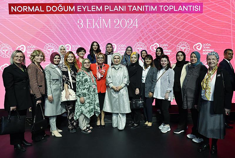 Emine Erdoğan'dan anne adaylarına ʺnormal doğumʺ çağrısı (AA) 