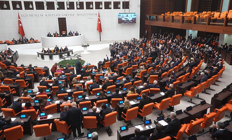 TBMM Genel Kurulu, İsrail'in Lübnan'ı işgal girişiminin ve bölgede yaşanan gelişmelerin ele alınacağı kapalı oturum için toplandı. (AA)