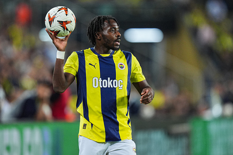 Bright Osayi-Samuel bu sezon sakatlıklardan dolayı istediği performansı gösteremedi. [AA]