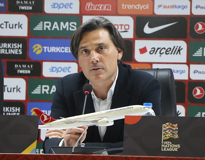 Vincenzo Montella 17'inci karşılaşmasına İzlanda karşısında çıkacak. [AA]