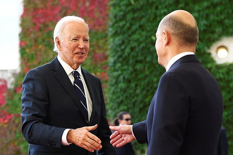 ABD Başkanı Joe Biden ve Almanya Başbakanı Olaf Scholz, Reuters